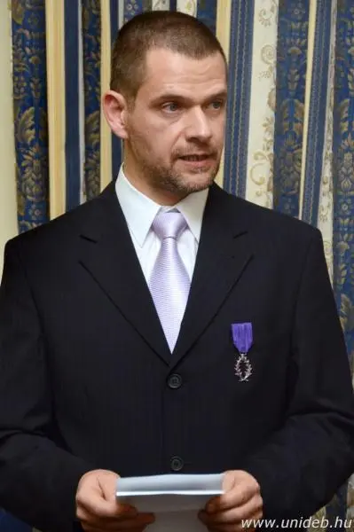 Csűry Istv&aacute;n a francia Akad&eacute;miai P&aacute;lmarend lovagj