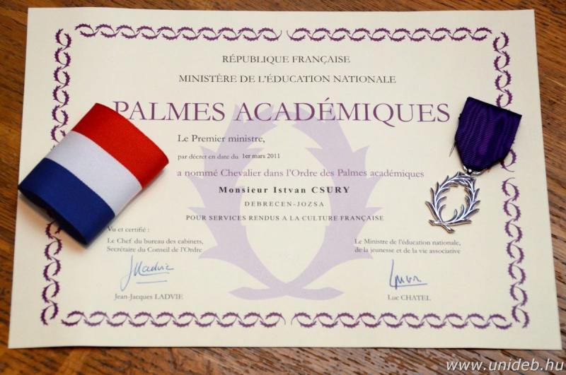 Francia Köztársaság Akadémiai Pálmarend kitüntetés 